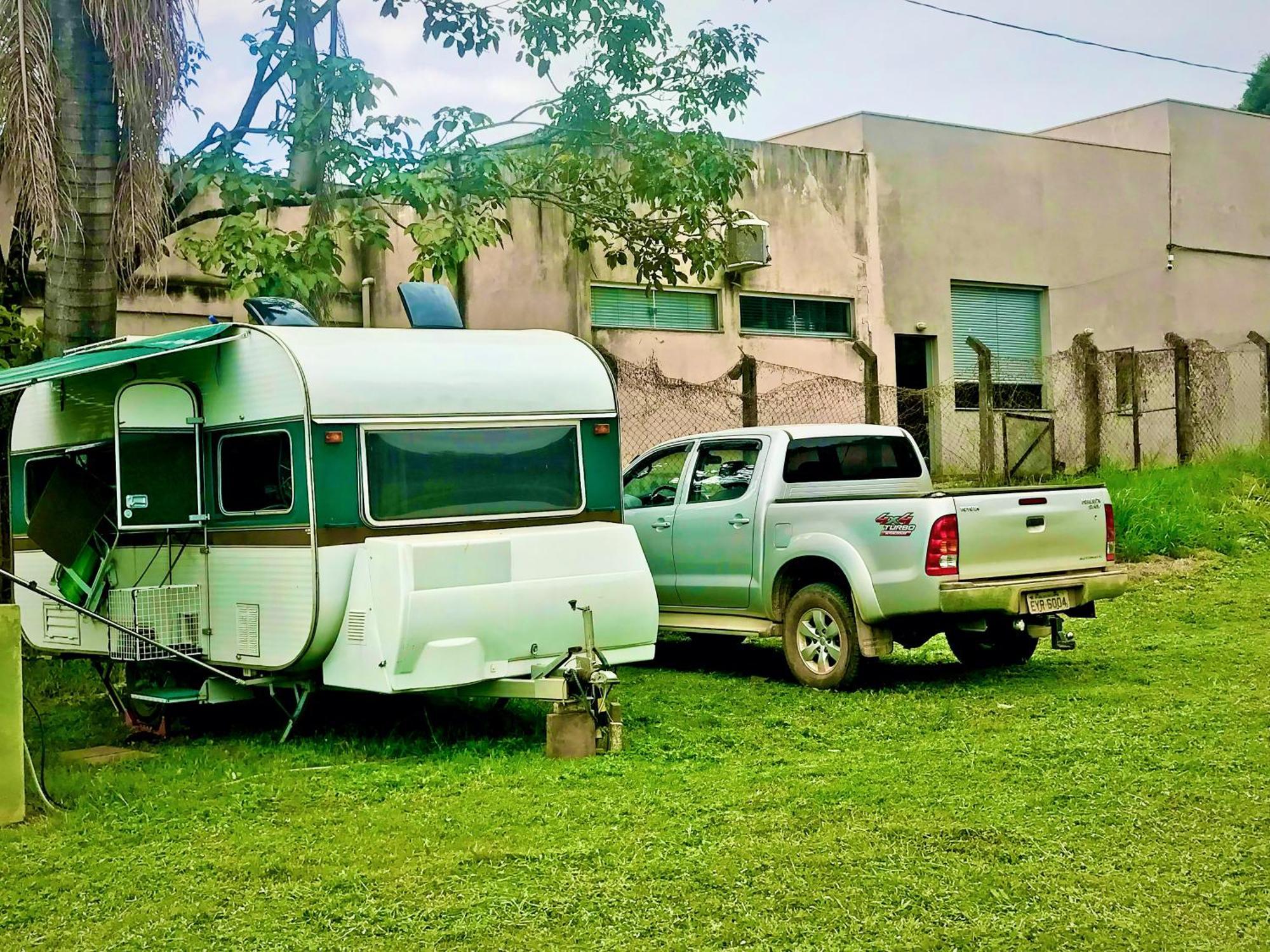 Pousada E Camping Recanto Da Praia Hotel Capitolio Exterior photo